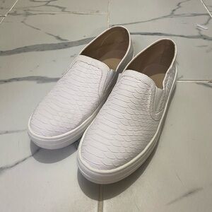 White Textured Slip-On Shoes Women’s Size 11